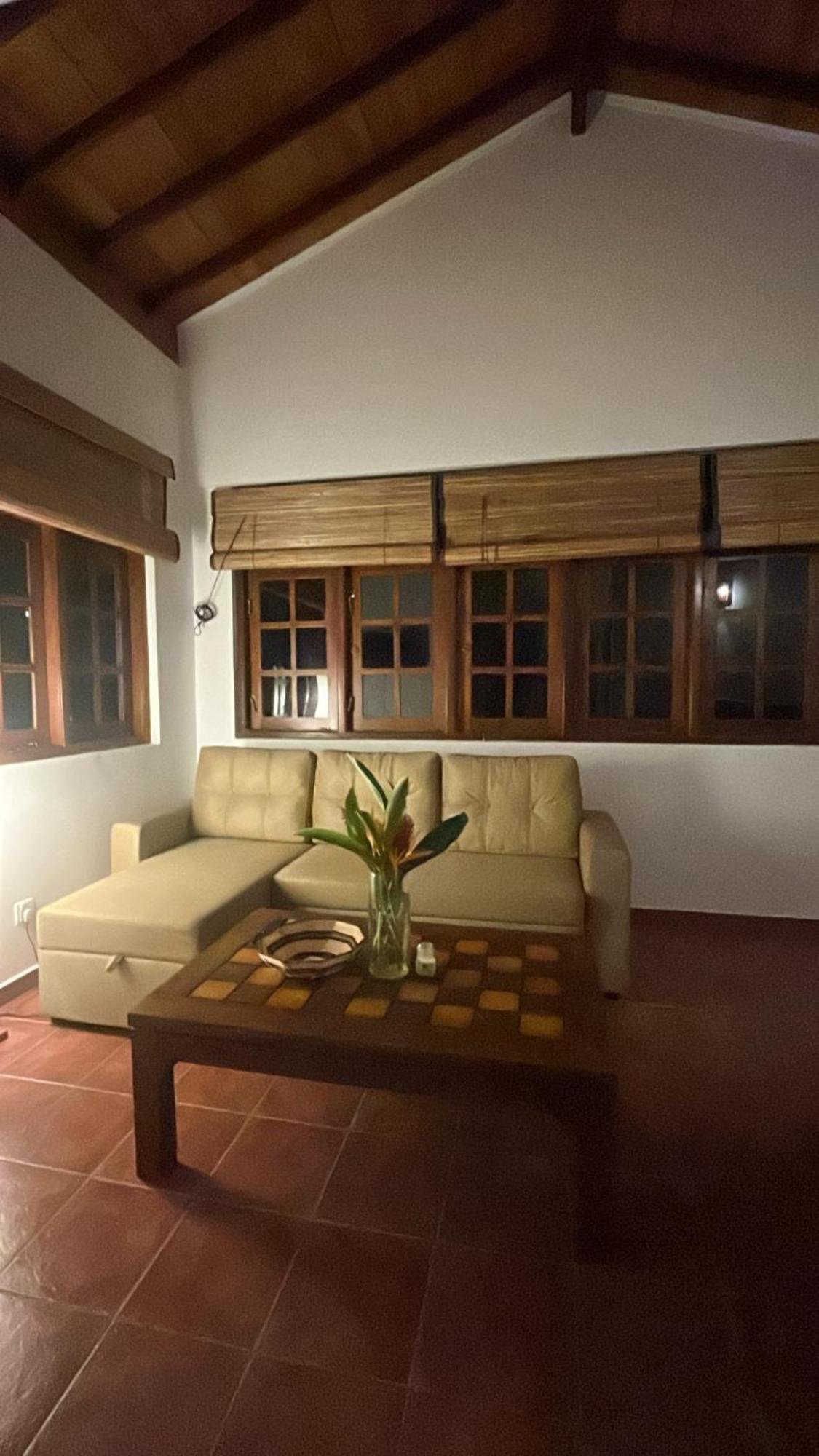 Beach Club Apartments 因都鲁瓦 外观 照片